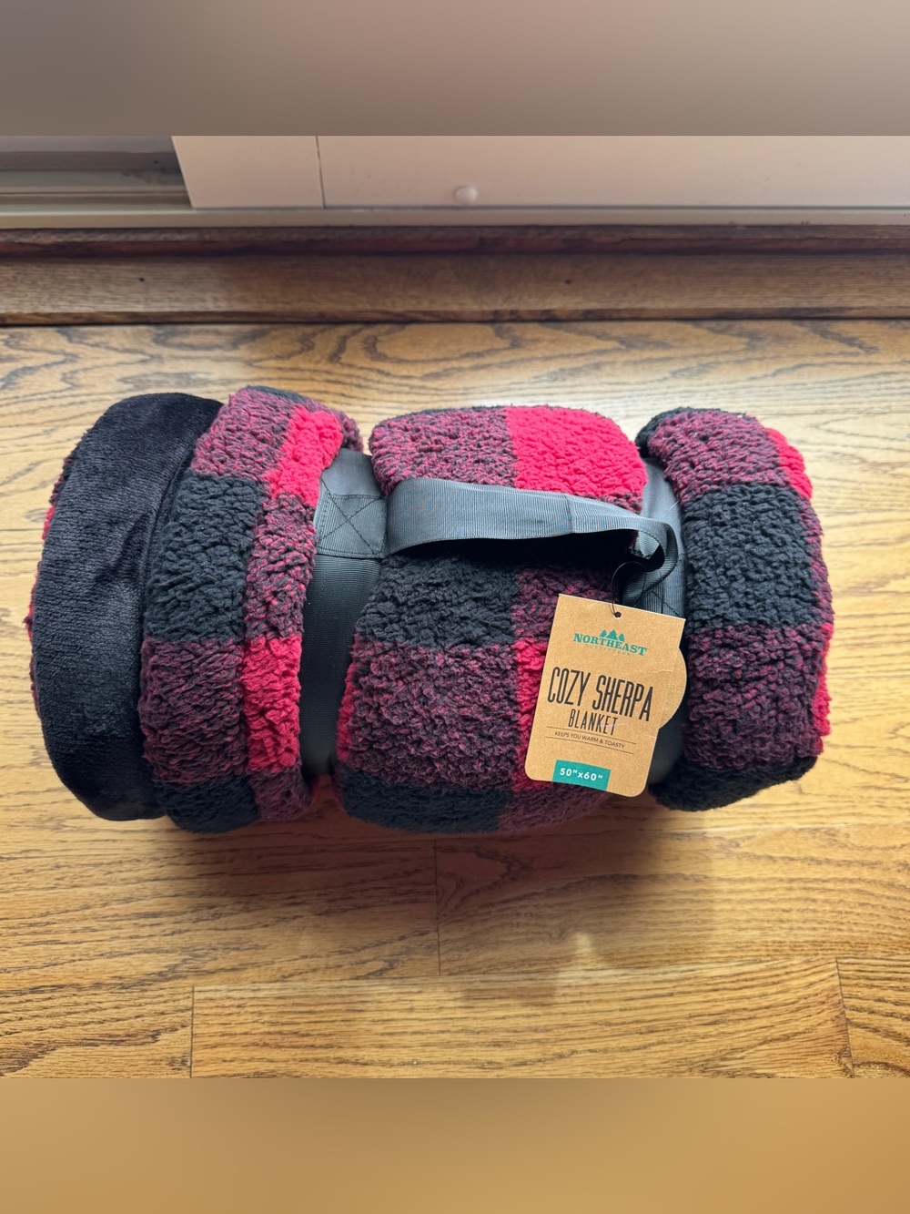 Northcrest Cozy Sherpa Throw Blanket in Red & Black Buffalo Check